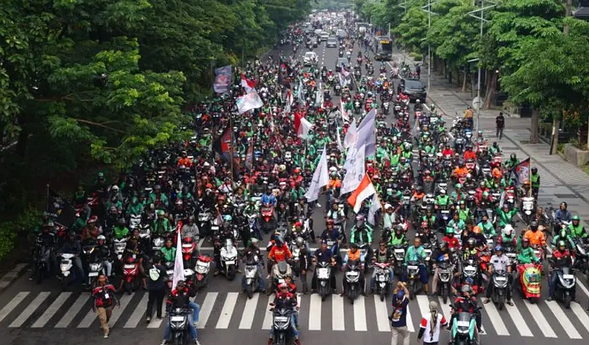 Polrestabes Siap Atasi Demo Ojol: Rute Bundaran Waru Fokus