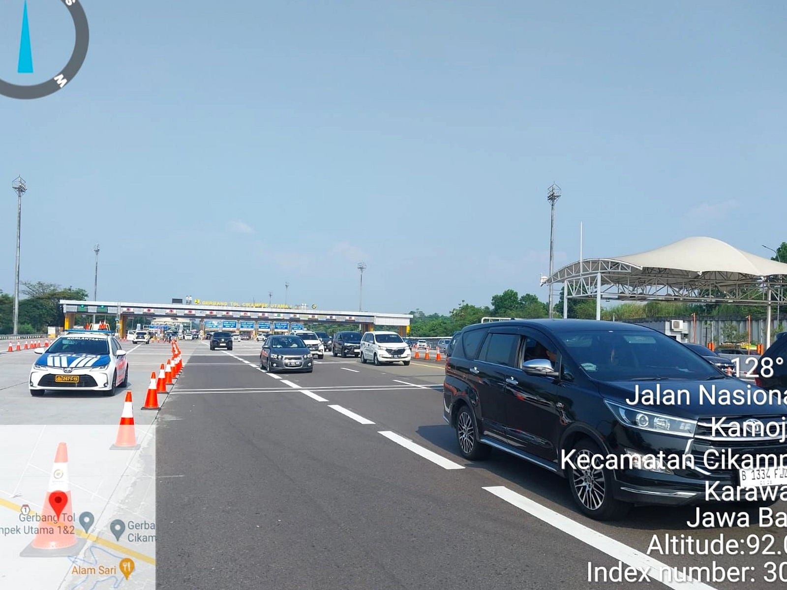 Polri Buka One-Way Arus Balik Lebaran di Tol Cikampek