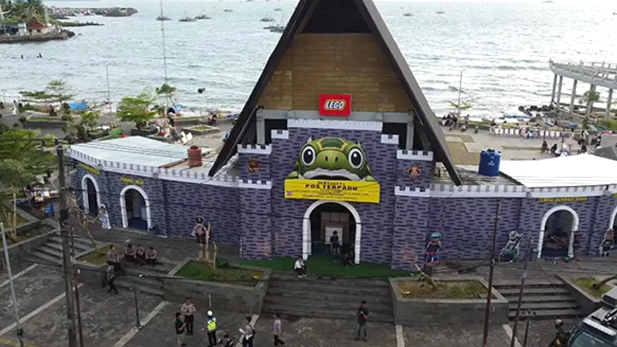 Pos Polres Sukabumi Tematik Lego dan Penyu di Gadobangkong