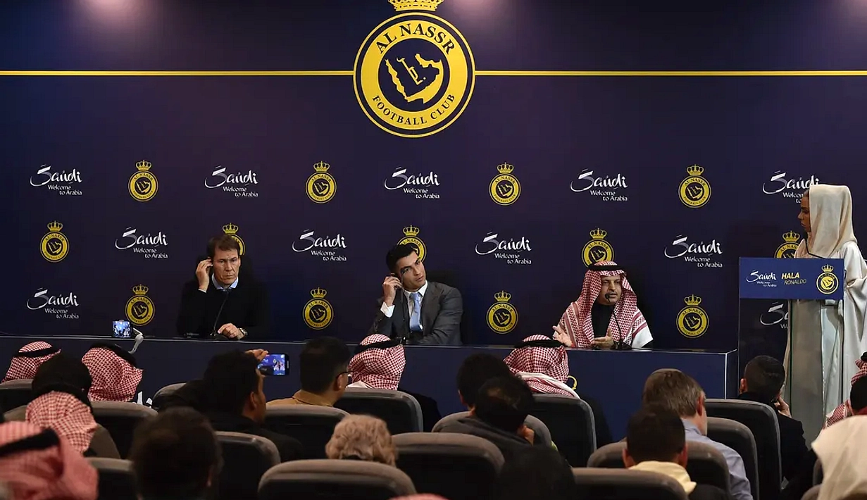 Postecoglou Resmi Latih Al Nassr Gantikan Jorge Jesus