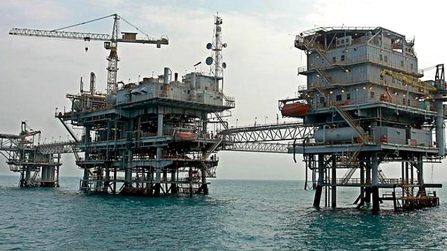 Prabowo Minta Maaf Tak Hadir Langsung di Proyek LNG Masela