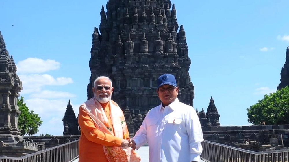 Prabowo-Modi Resmikan Restorasi Candi Prambanan