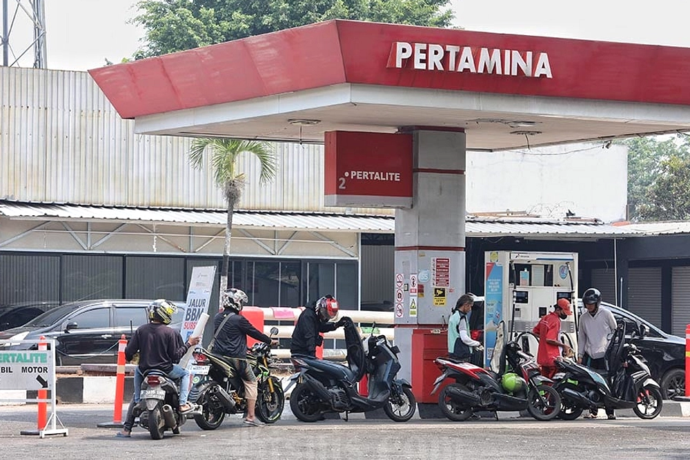 Prabowo Pastikan Harga BBM Subsidi Tak Naik hingga 2026
