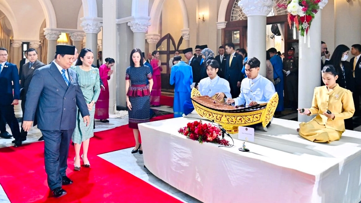 Prabowo Temui Tiga Mantan PM Thailand di Danantara