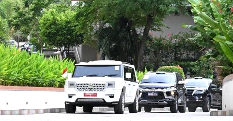 Prabowo Tumpang Maung MV3 Garuda di KTT ASEAN Cebu, Indonesia