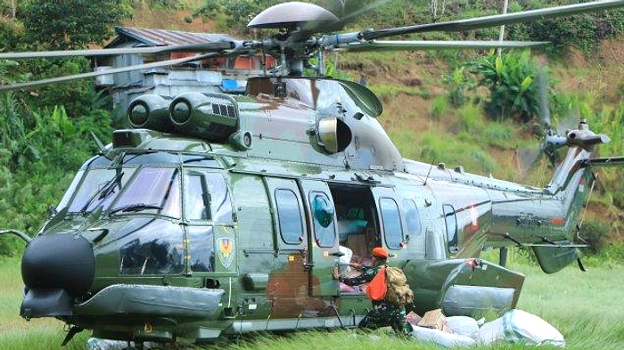 Presiden Prabowo Hadiri Sekolah Bali, Bagikan Kaos Sejahtera
