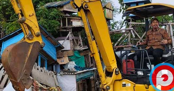 Pria 45 Tahun SA Dituduh Bongkar Makam Waliyullah di Wonocolo