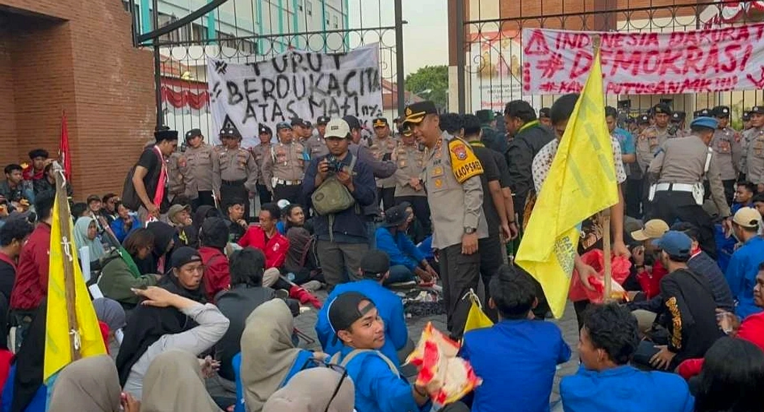 Protes Mahasiswa di Mojokerto: DPRD Desak Evaluasi Total MBG dan KDMP