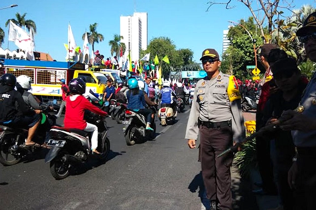Protes Surabaya: Desak Prabowo-Gibran Turun