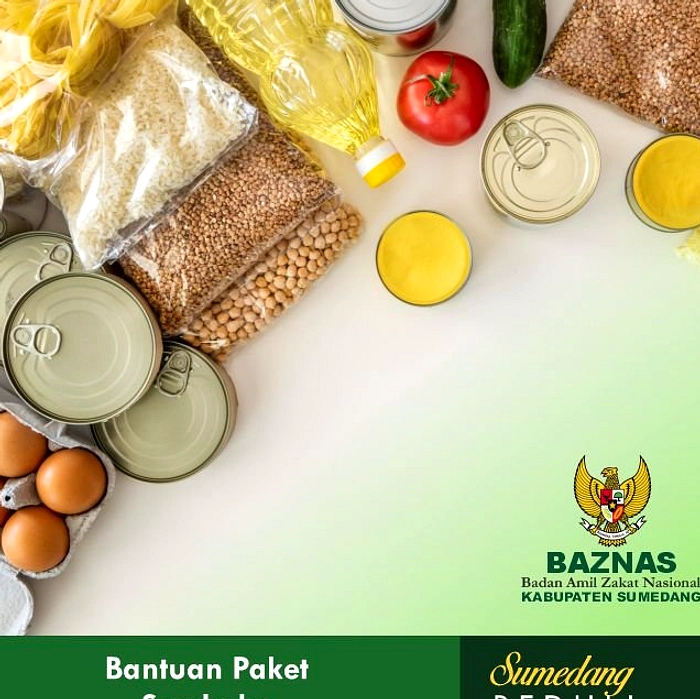 PT BSI Serahkan Paket Sembako kepada Warga Banyuwangi