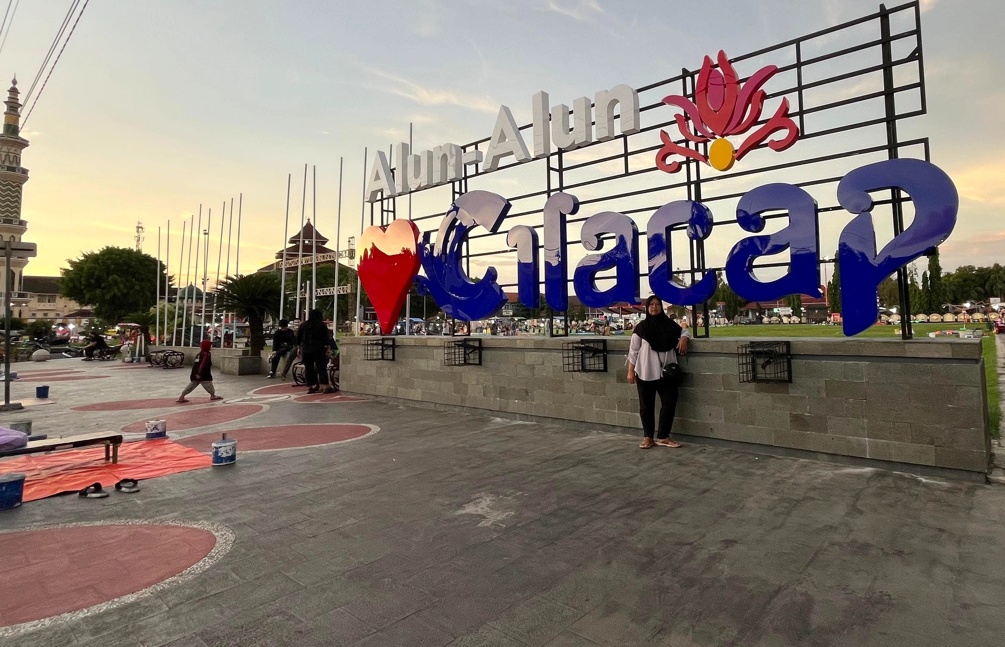 Puluhan Karyawan MBG di Cilacap Adukan Dukungan, Bukan Protes