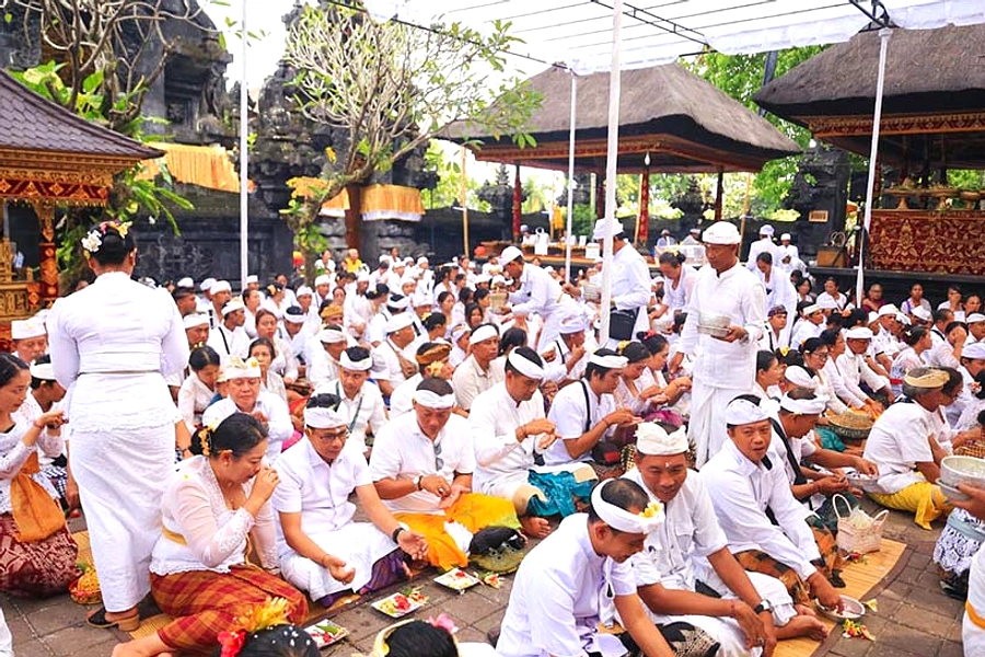 Rabu 13 Mei 2026: Hari Ala Ayuning Dewasa, Sesuai Kegiatan