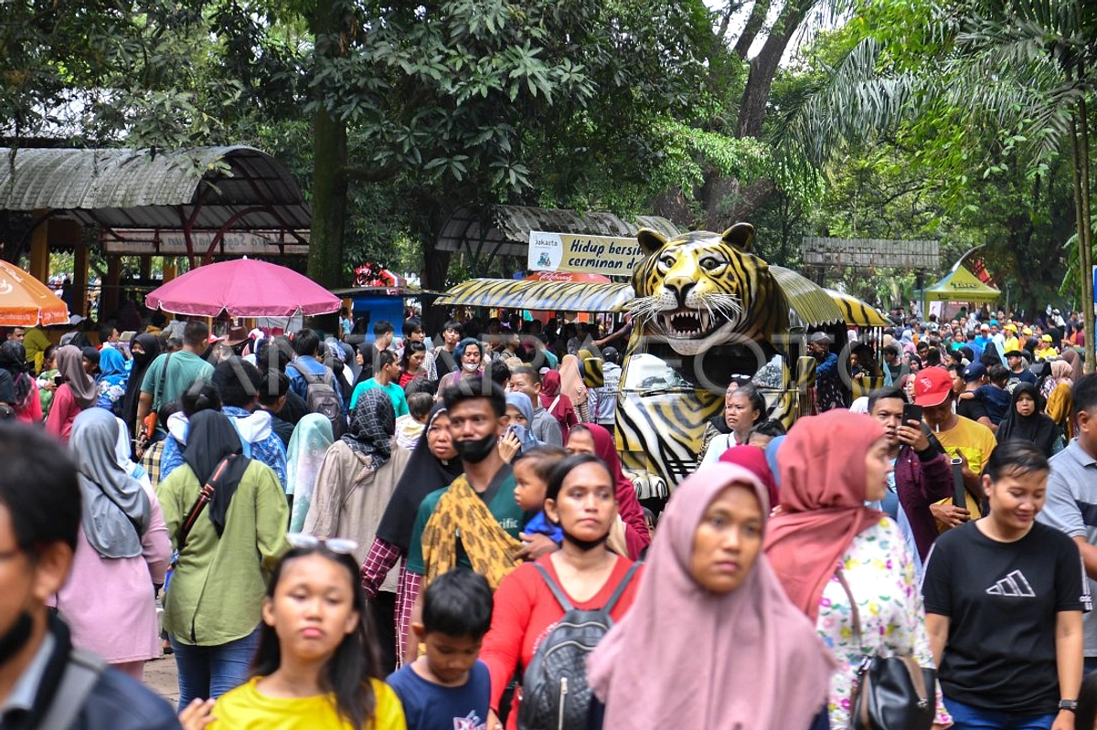 Ragunan Rekor 60.788 Pengunjung, Tambah 27 Parkir Selasa
