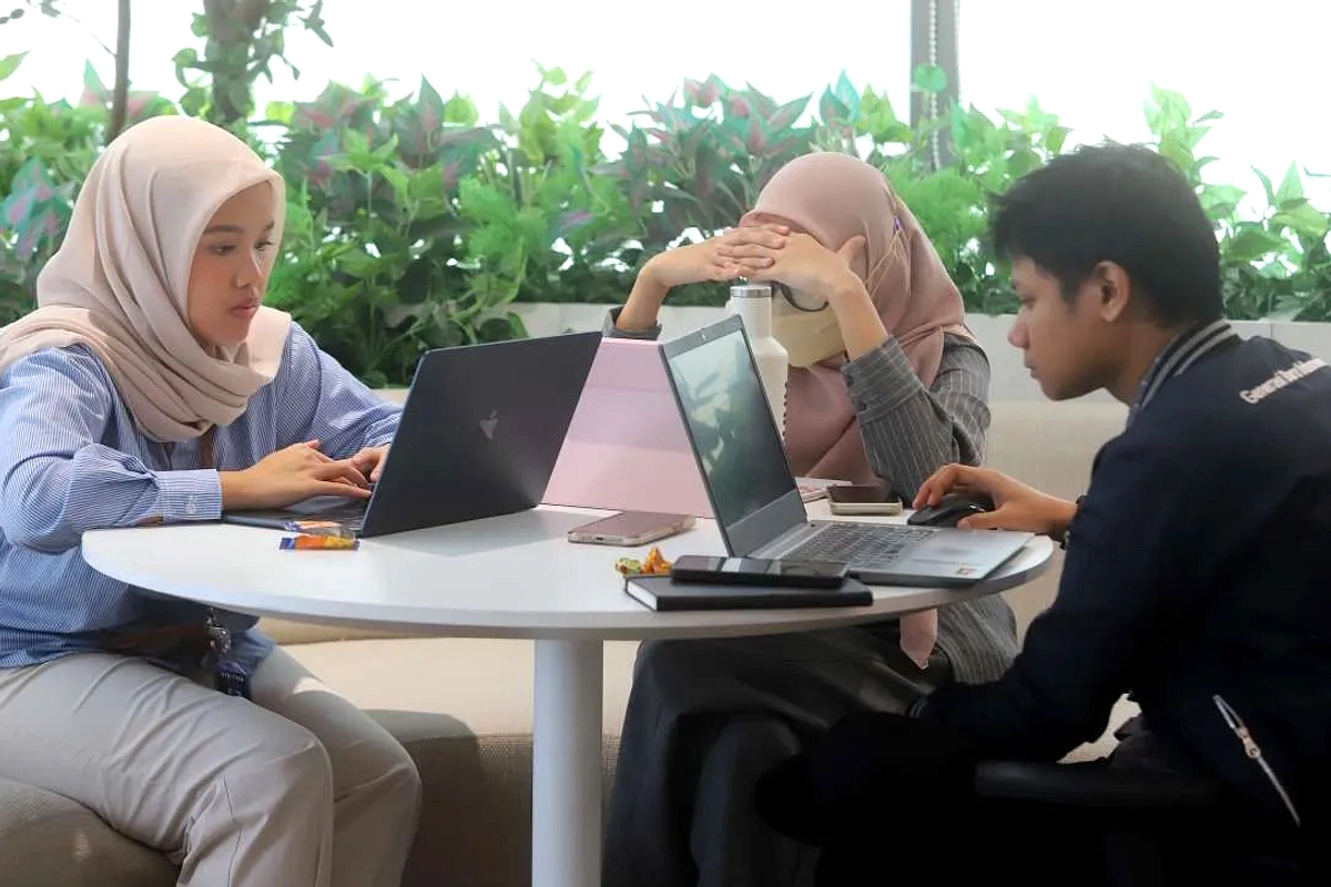 Ramalan Zodiak Keuangan: Panduan Kelola Uang Setiap Tanda