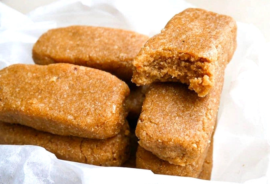 Rasa Penasaran Membujurkan Konsumsi Protein Bar Jangkrik