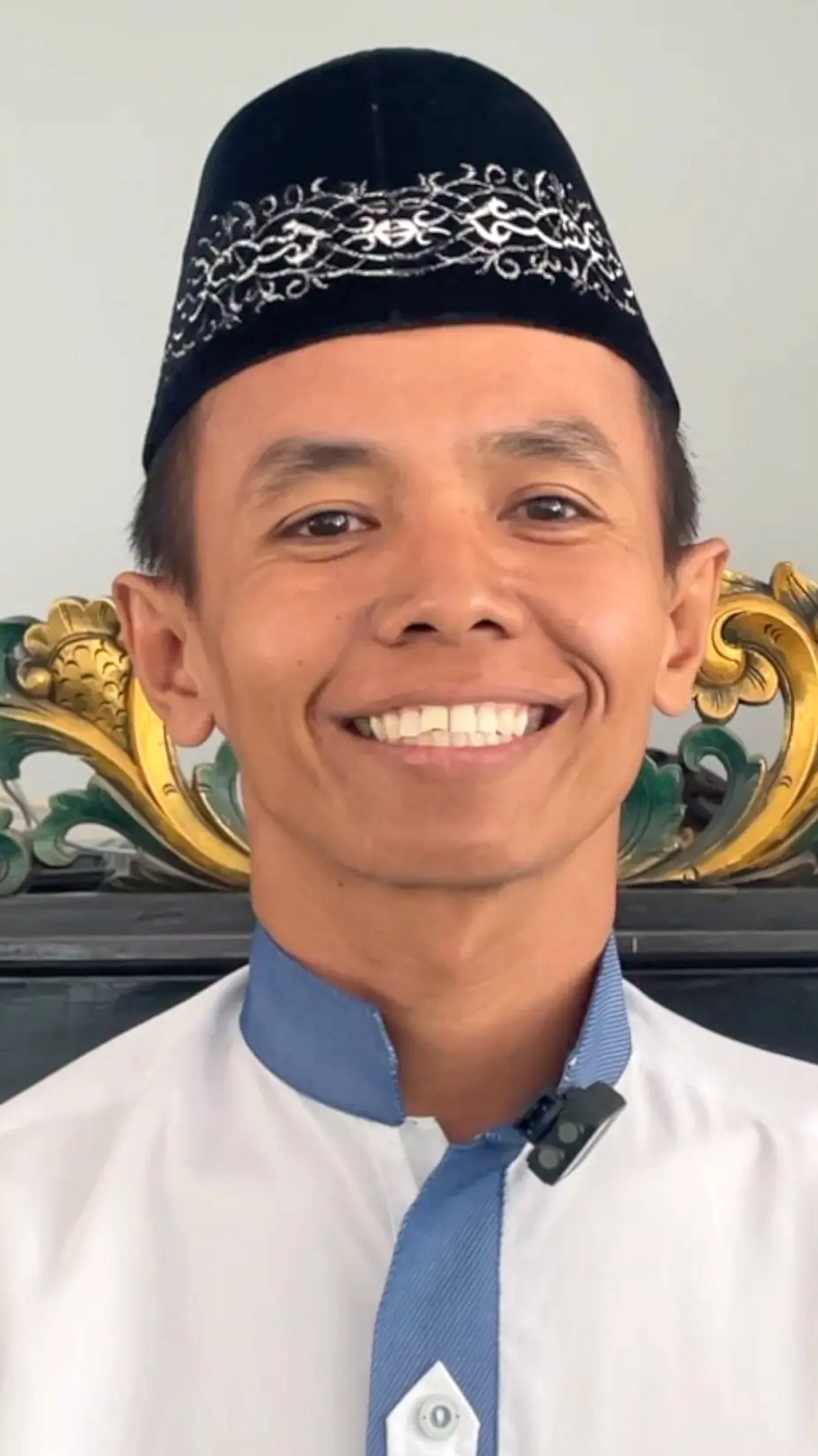 Ratusan Mitra MBG Surabaya Demo di Grahadi Minta Program Dilanjutkan