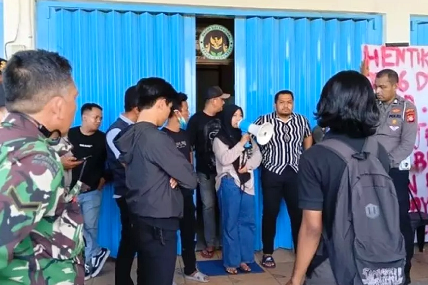 Ratusan Warga LMP MBG Mengunjungi Gubernur Sumatera Utara