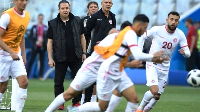 Renard Mundur 18 Hari Usai Tangani Tunisia