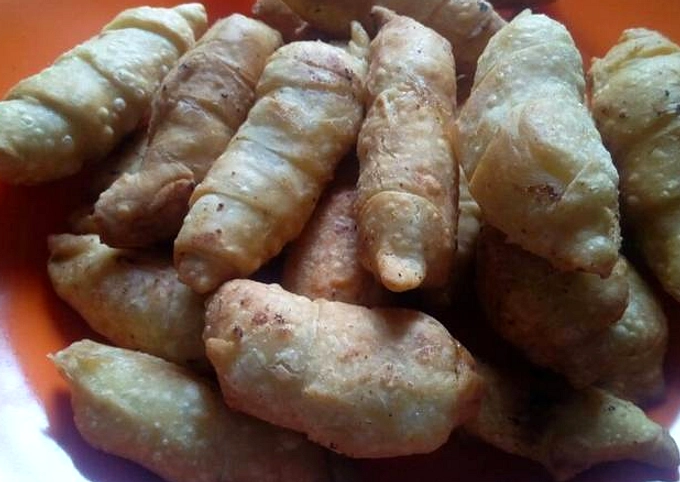 Resep Pisang Molen Mini: Camilan Renyah Sederhana dengan Gula