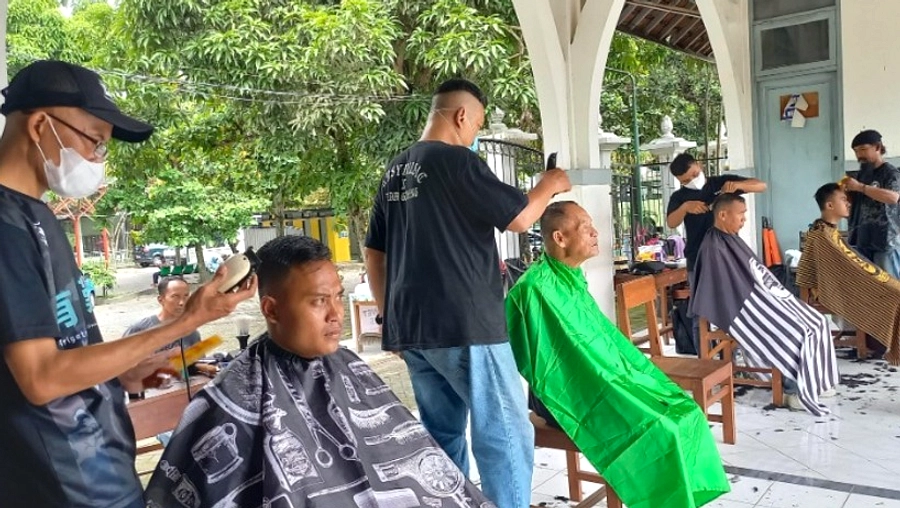 Restoran Inggris: Karyawan Tenang Saat Penipuan Rambut