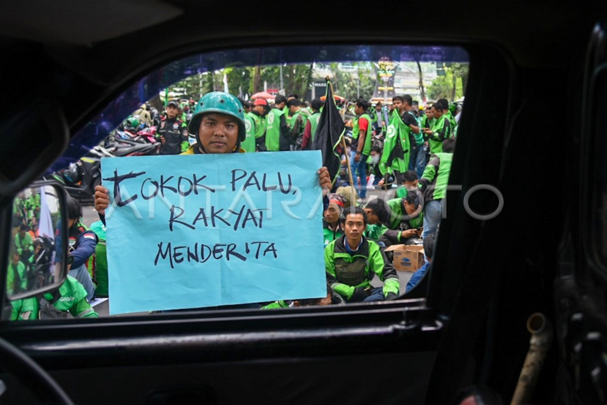 Ribuan Driver Ojek Online Aksi Damai di Sidoarjo 28 April