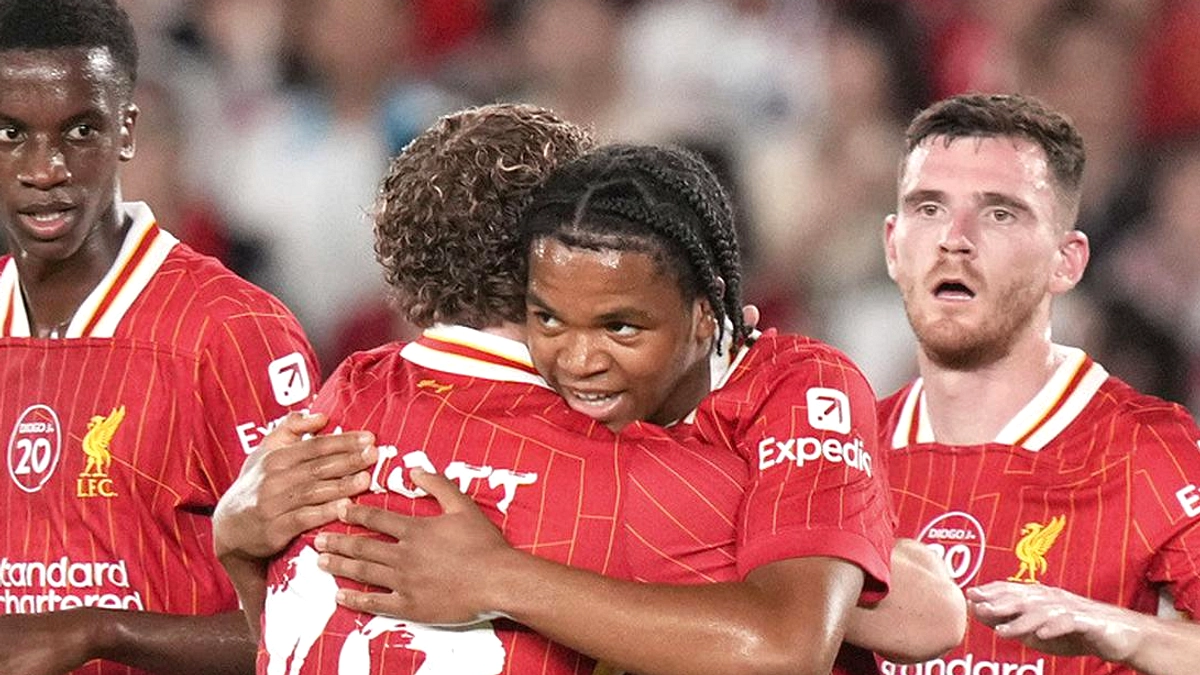 Rio Ngumoha Bawa Liverpool Kalahkan Fulham, Siap PSG