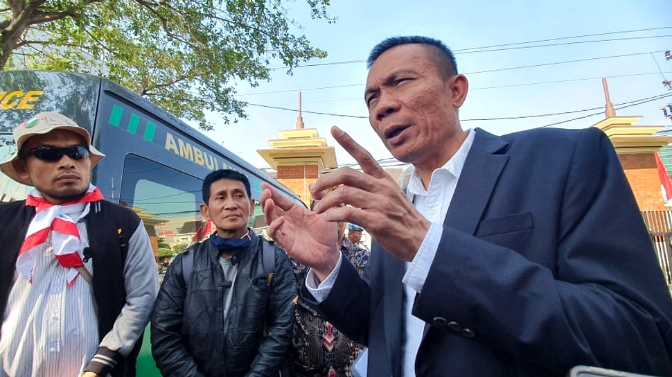 Rismon Sianipar Rilis Buku Forensik Digital Jokowi