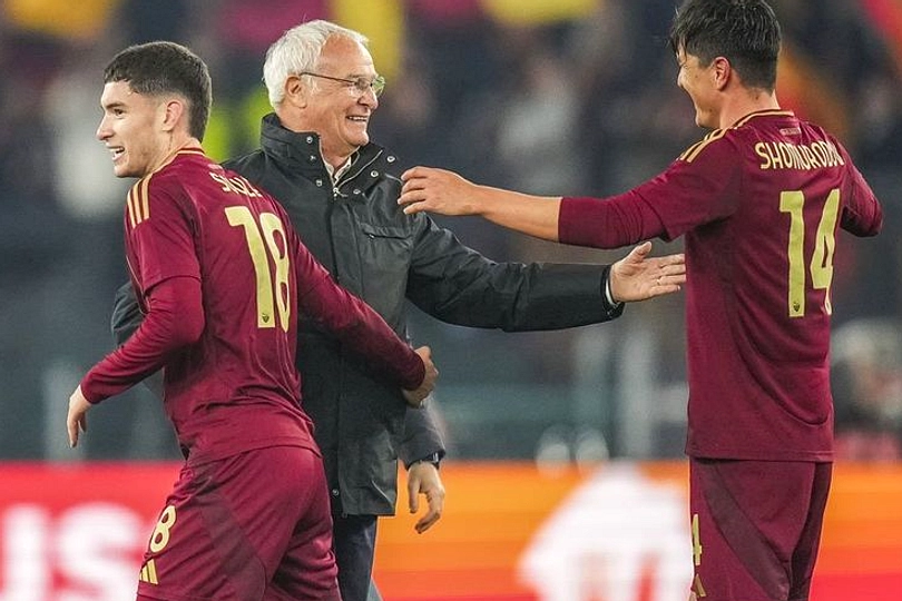 Roma Kalahkan Lecce 1-0, Akhiri Deretan Kekalahan Liga