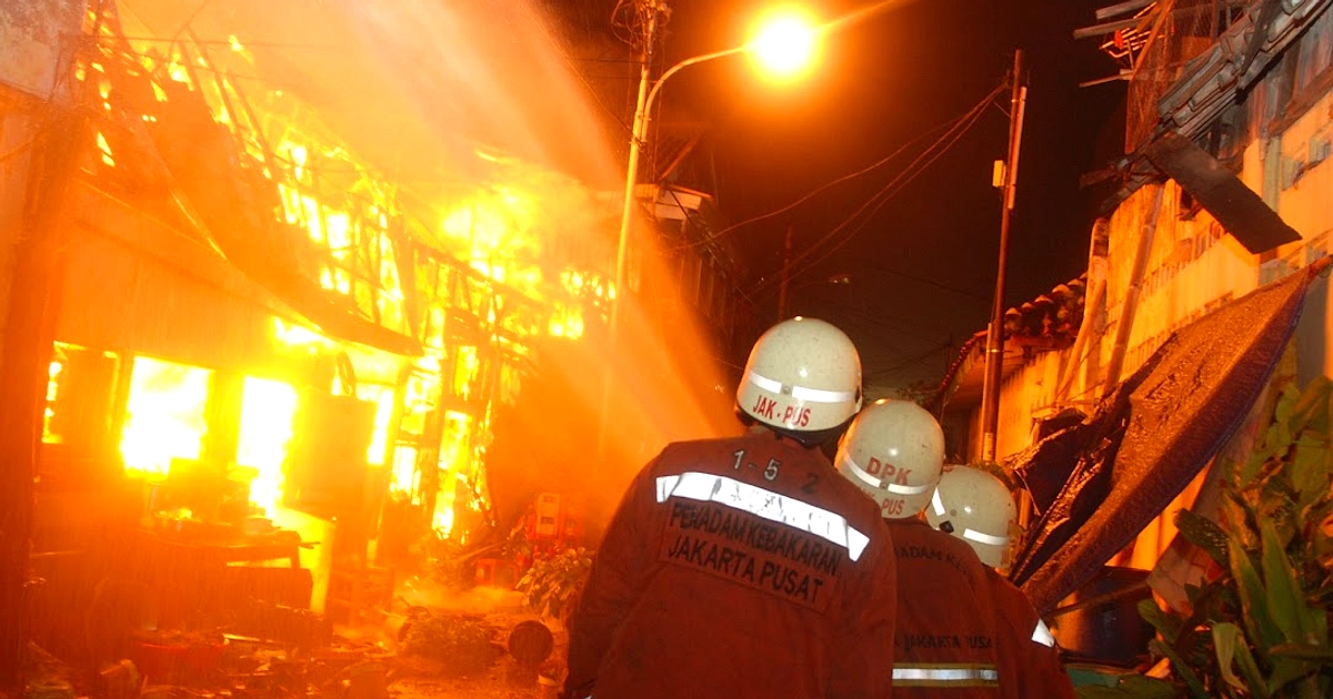 Rumah di Medan Meledak, Bakar Lantai 2, Rumah Sakit Terjangkit