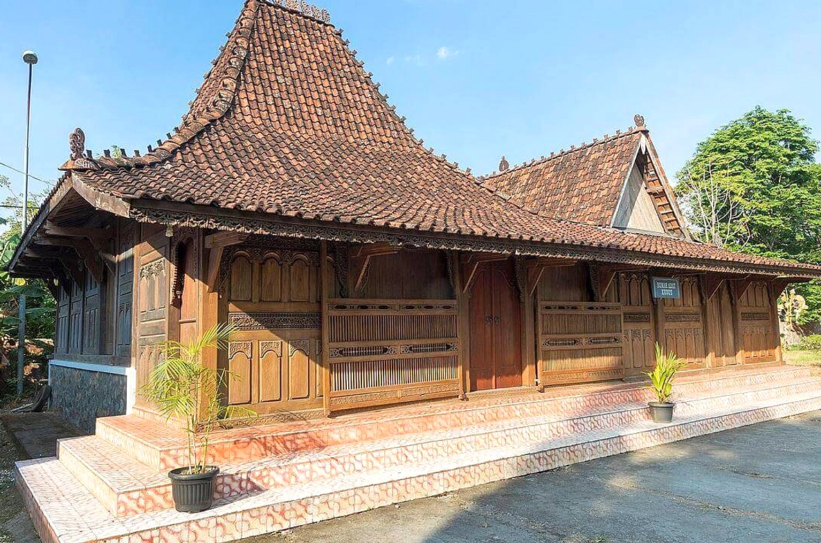 Rumah Jepara Rusak Akibat Sound Horeg Festival Takbir