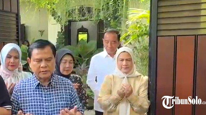 Rumah Jokowi Diserbu Warga di Ultah ke-65, Antre Salaman dan Foto