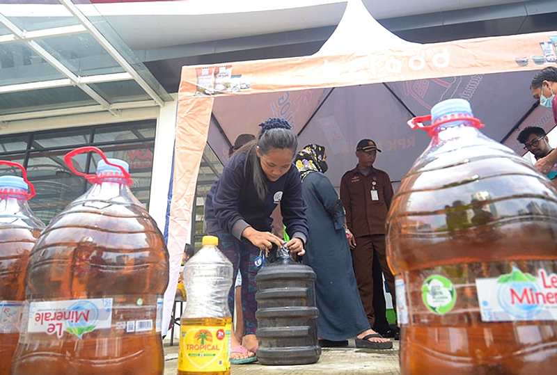 SAF Pertamina dari Minyak Jelantah Kini Dipakai di Dua Bandara