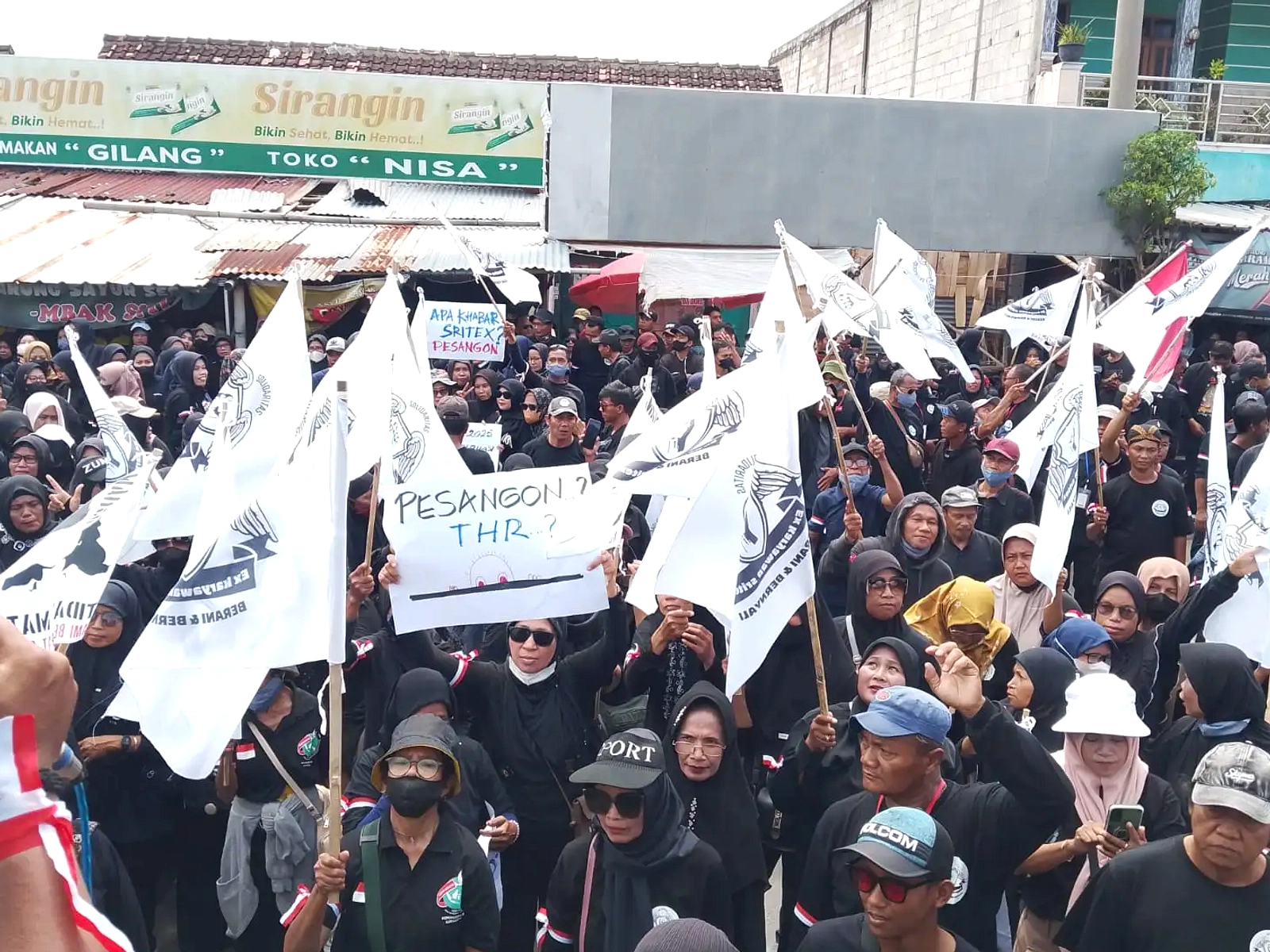 Said Iqbal Datangi Pekerja, Pastikan Hak 422 Eks Karyawan Dibayar