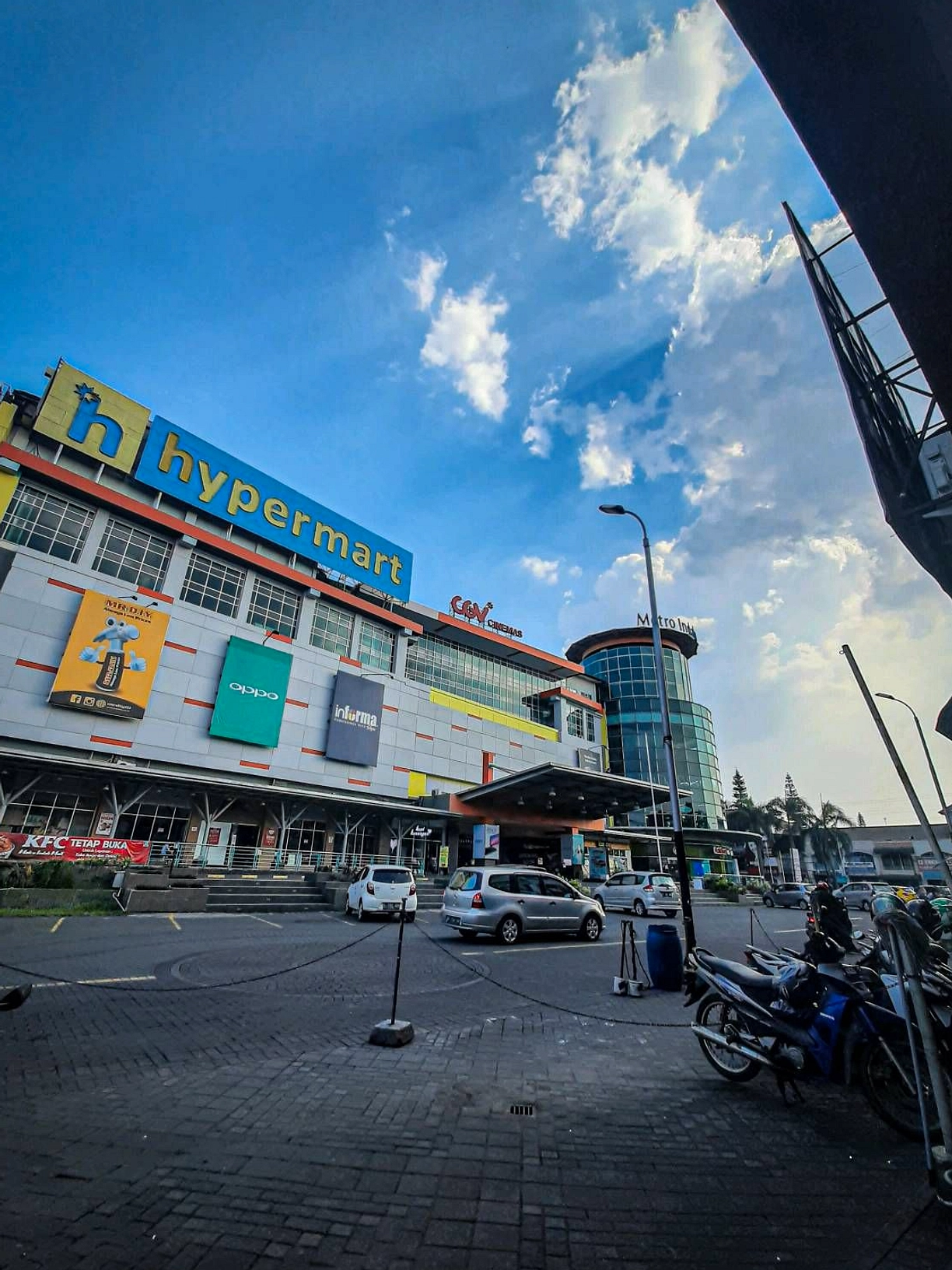 Samsung Galaxy A57 Tanpa Telephoto, Fokus Ultra Wide Gen Z