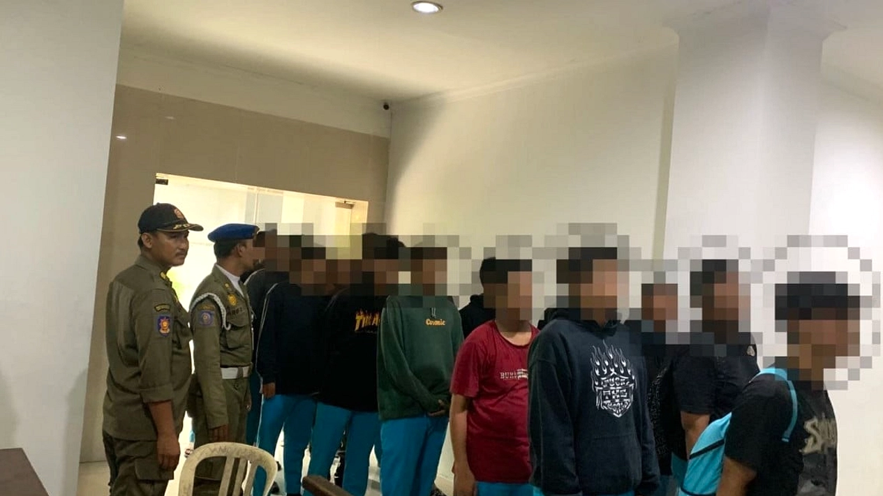 Satpol PP Surabaya Perketat Pengawasan Gubeng Vandalisme