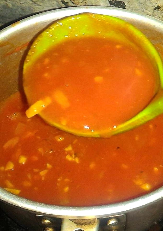 Saus Tomat: Dari Walnut ke Jamur, Sejarah Rasa Masa Lalu