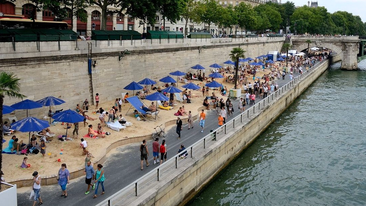 Seine Dibuka untuk Berenang di Tengah Gelombang Panas Paris