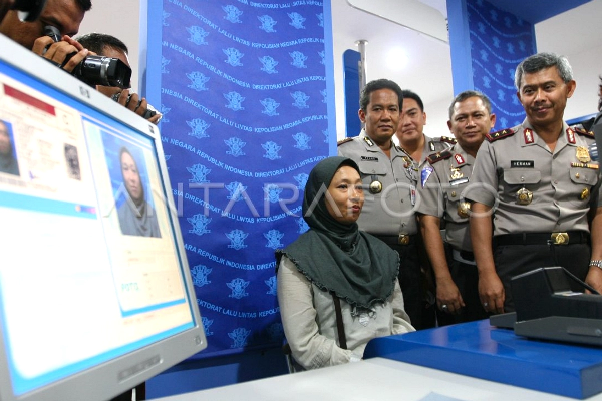 SIM Digital Diterima Hukum, Namun Pengendara Harus Bawa Fisik