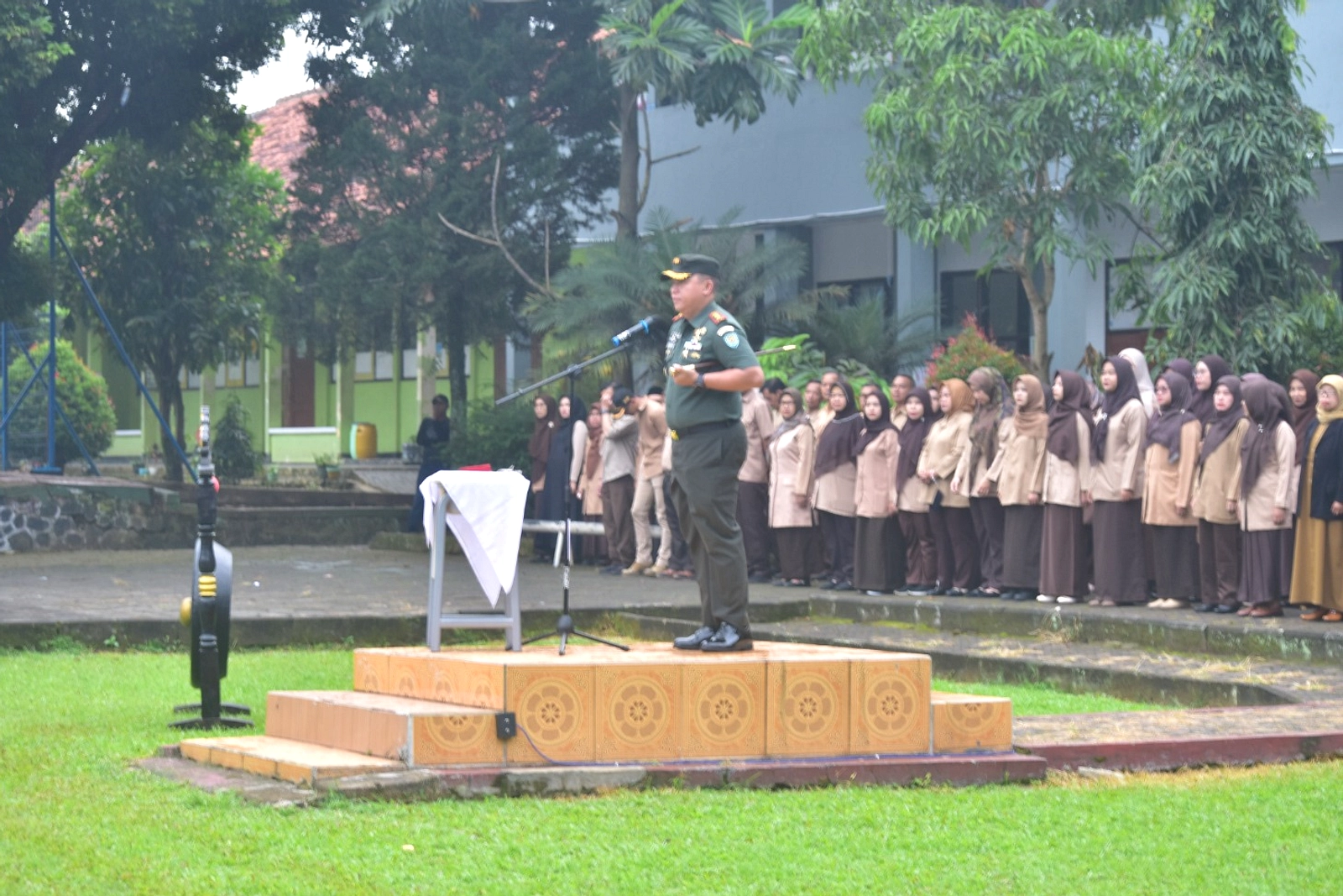 SMAN 28 Bandung: 600 Minat, Belajar Sementara di SMAN 23