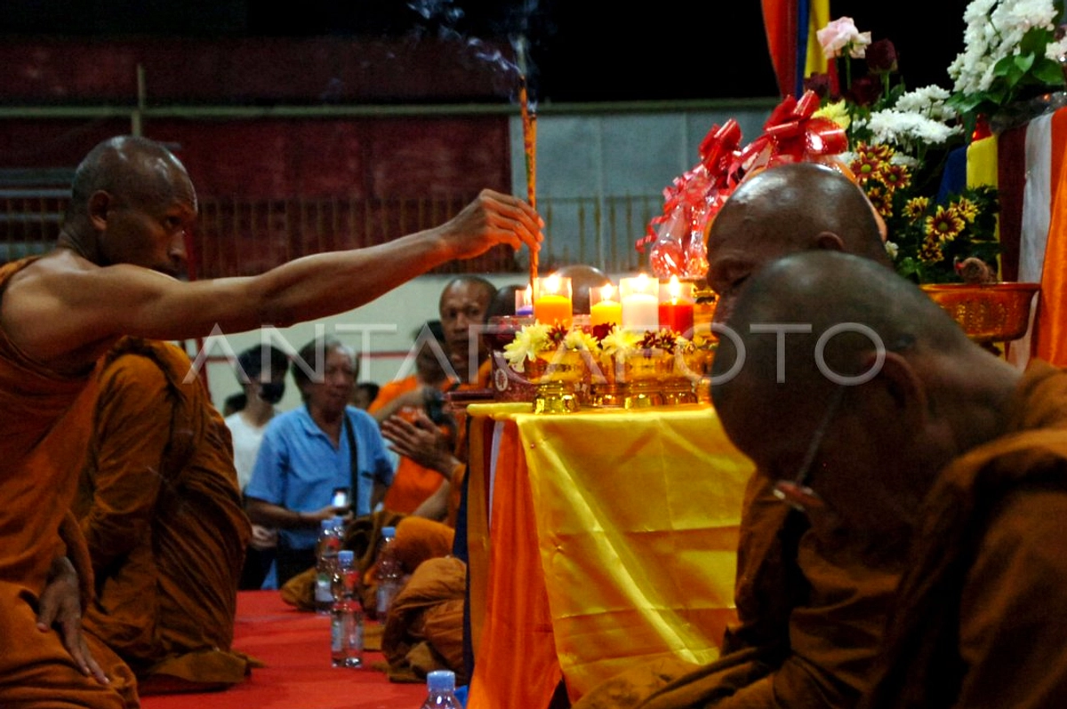 Solo Sambut 59 Biksu Thudong Menuju Borobudur Pernah Pertama