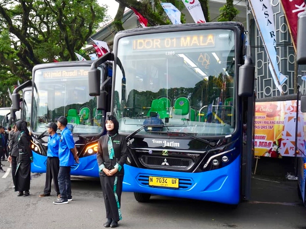 Sopir Angkot Keberatan, Koridor II Trans Jatim Terhambat