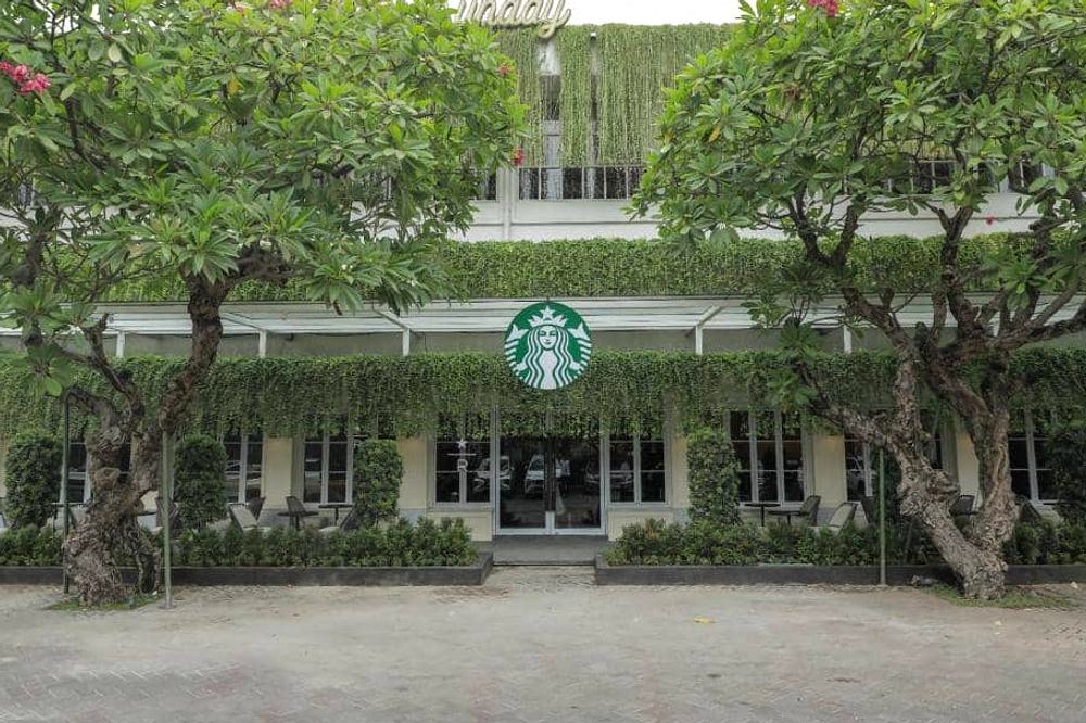 Starbucks Tutup 250 Gerai, Biaya Restrukturisasi Rp 5,37 Triliun
