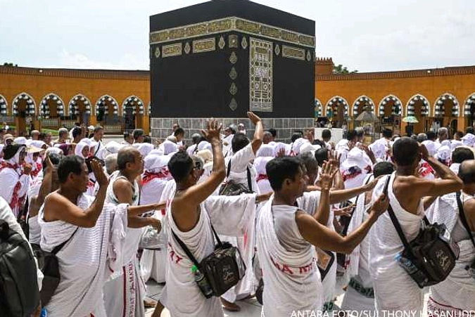 Sucipto 62, Parkir, Ulangi Tabungan 15 Tahun, Haji