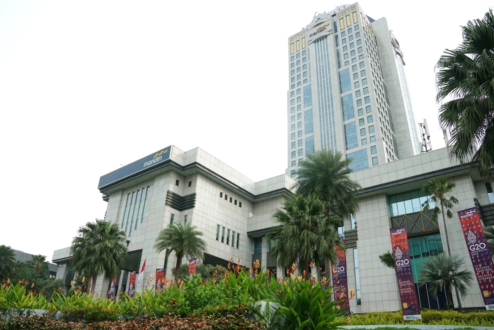 Sunarto Beli 800 Ribu Saham BMRI, Menjadi 1,8 Juta Saham