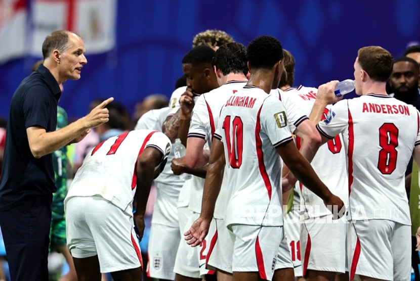Suporter Meksiko Kepung Hotel Timnas Inggris