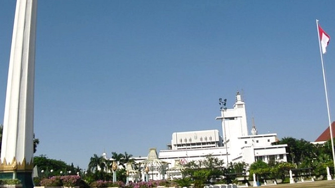 Surabaya Hari Ini Berawan, Suhu 24‑31°C, Kelembapan Tinggi