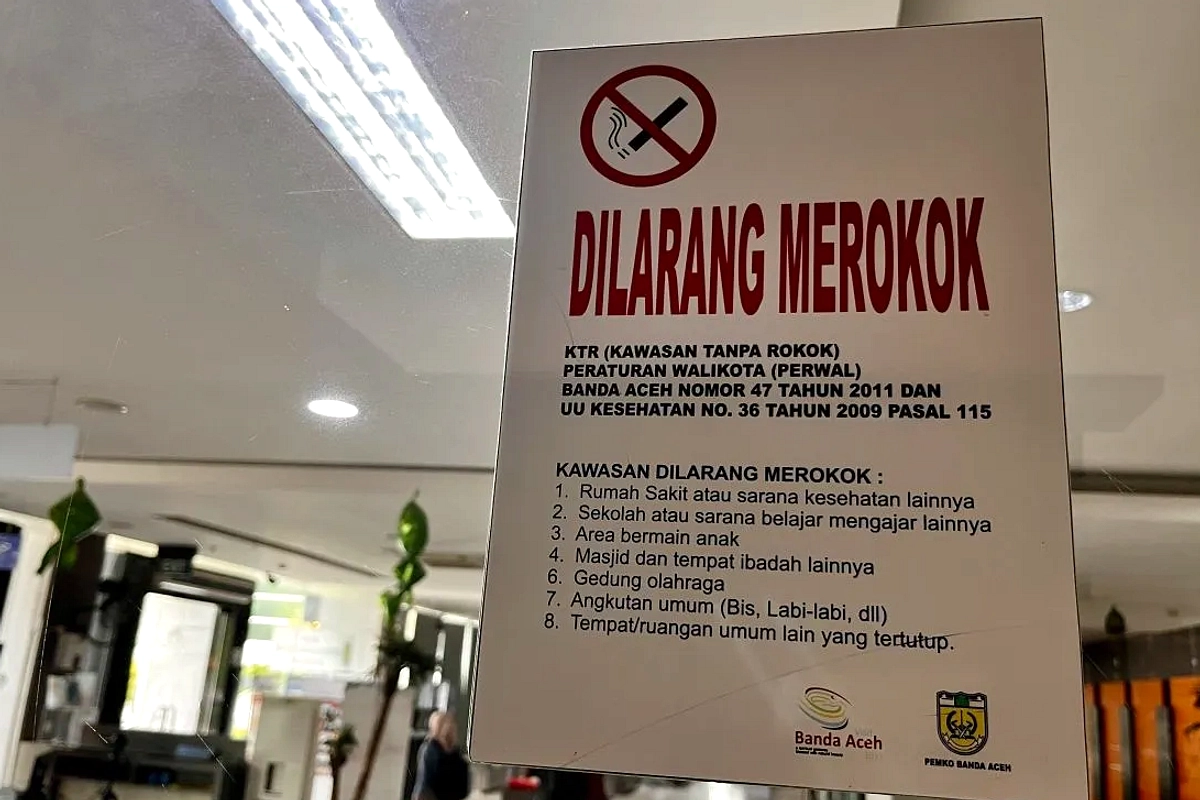 Surabaya Peringkat Kedua KTR Nasional, Kota Tanpa Rokok