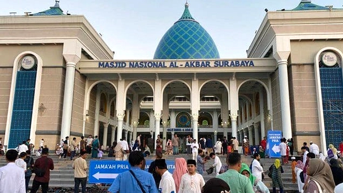 Surabaya Rayakan Idul Adha 1447 H di Masjid Al Akbar