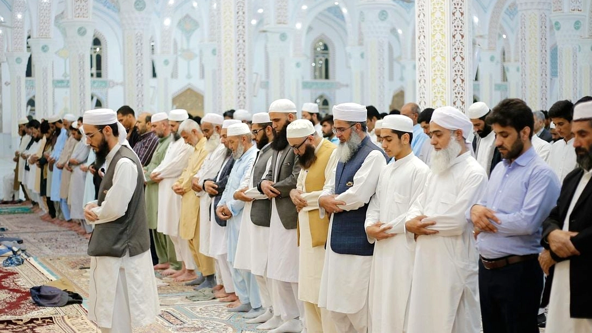 Surabaya Siarkan Jadwal Sholat Jumat 08 Mei 2026 Tepat