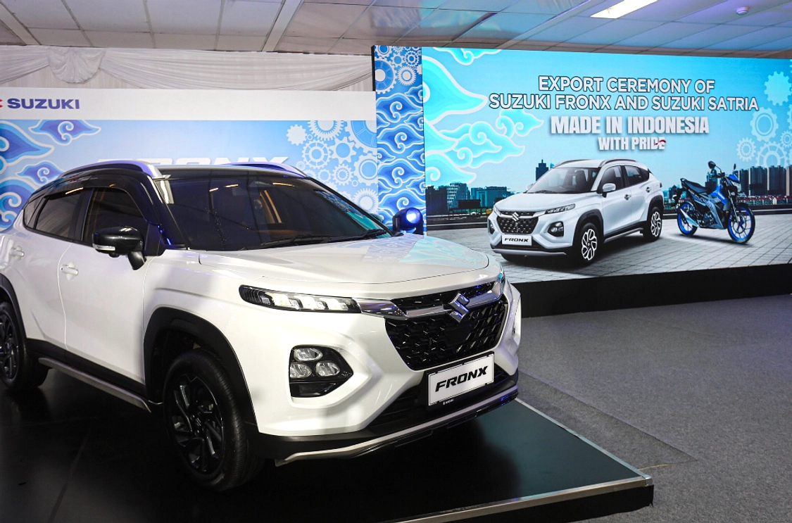 Suzuki Fronx Kuasai 35% Pasar SUV Kompak dalam Setahun